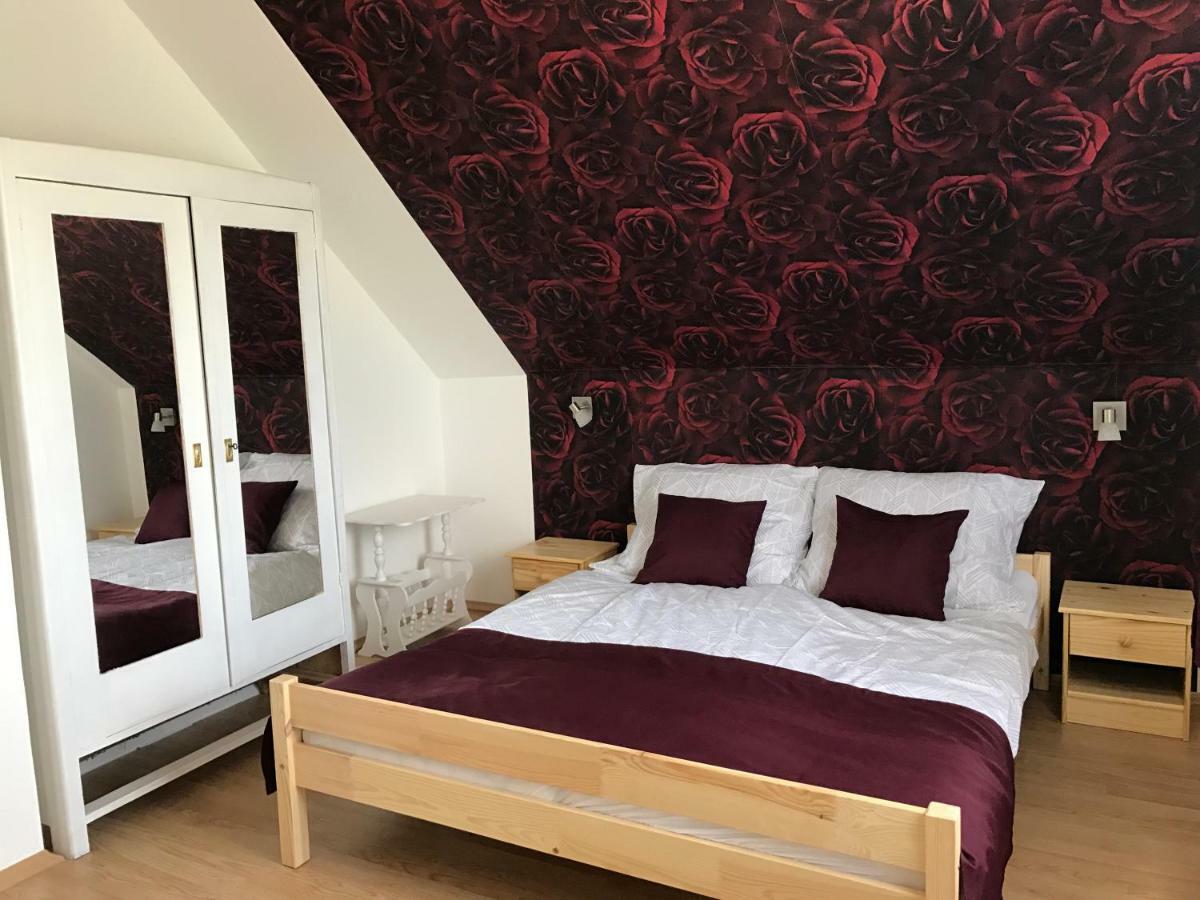 Rózsavölgy Apartman Balatonlelle Dış mekan fotoğraf