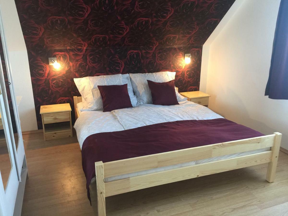 Rózsavölgy Apartman Balatonlelle Dış mekan fotoğraf