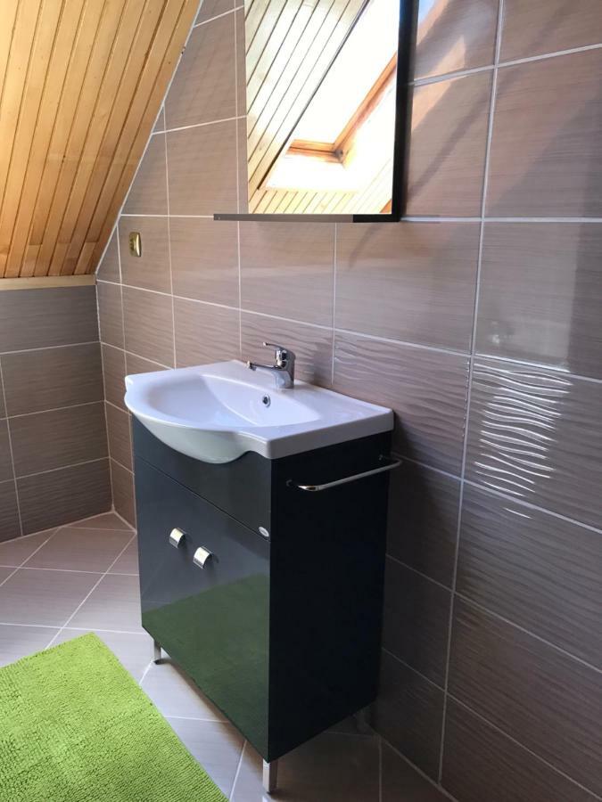 Rózsavölgy Apartman Balatonlelle Dış mekan fotoğraf